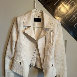BCBGMaxAzria White Textured Blazer